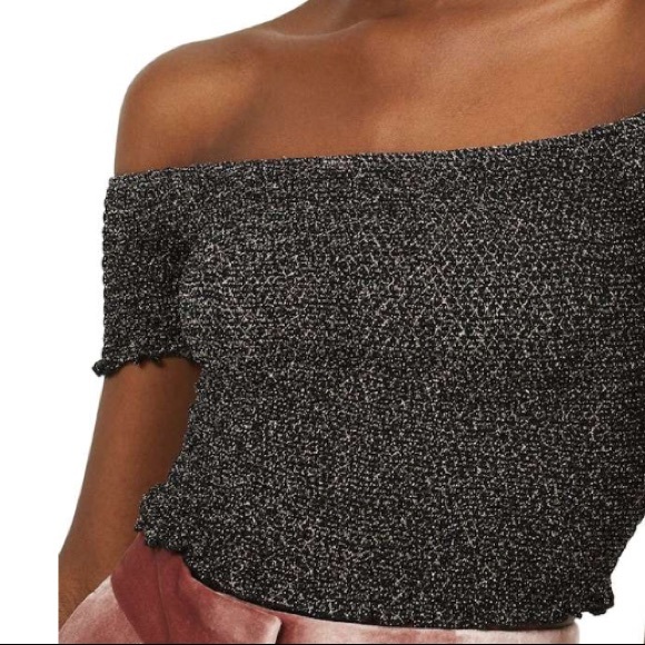 ❣️ TOPSHOP Shirred Metallic Off the Shoulder Top - Picture 5 of 7